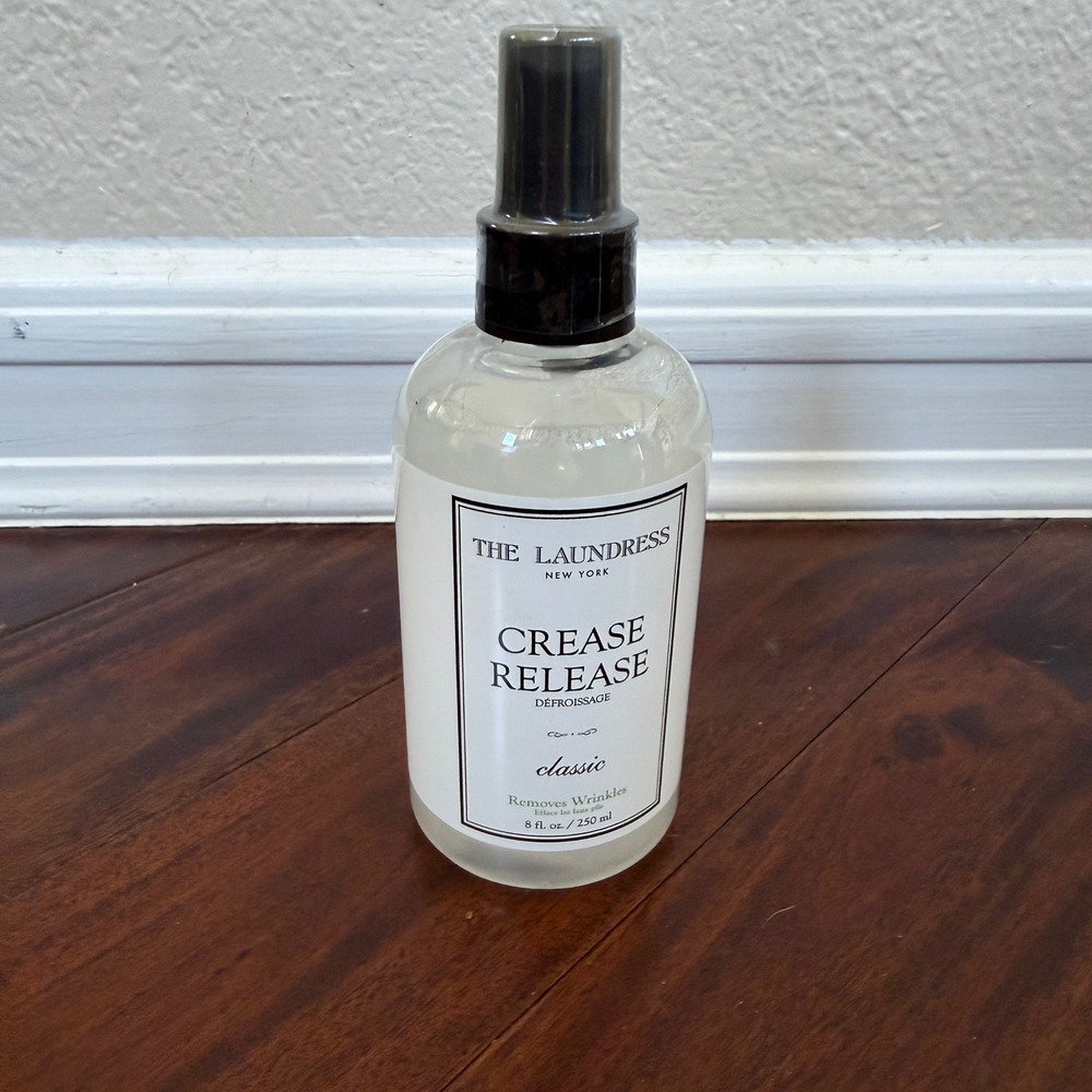 NEW The Laundress Crease Release Classic 8oz Wrinkle Remover Spray Sealed
